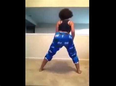 ebony thong twerk